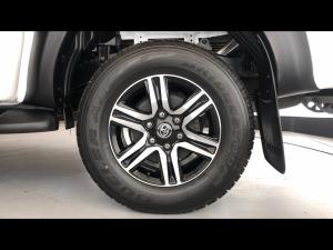 Toyota Hilux 2.4GD-6 double cab 4x4 Raider X manual - Image 19
