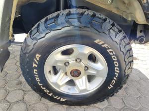 Toyota Land Cruiser 79 4.5D-4D LX V8 single cab - Image 20