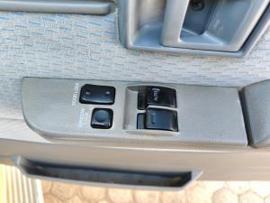 Toyota Land Cruiser 79 4.5D-4D LX V8 single cab - Image 24