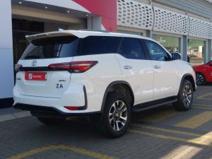Toyota Fortuner 2.4GD-6 4x4 - Image 2