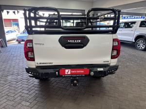 Toyota Hilux 2.8GD-6 Xtra cab 4x4 Legend manual - Image 5