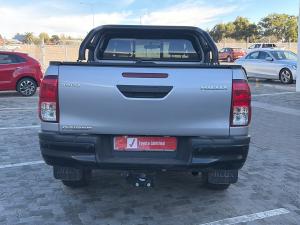 Toyota Hilux 2.4GD-6 Xtra cab Raider manual - Image 5