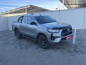 Toyota Hilux 2.4GD-6 Xtra cab Raider manual - Image 1