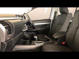 Toyota Hilux 2.8GD-6 double cab 4x4 Raider auto - Image 7