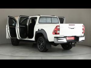 Toyota Hilux 2.8GD-6 double cab 4x4 Raider auto - Image 14
