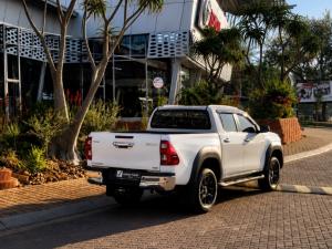 Toyota Hilux 2.8GD-6 double cab 4x4 Raider auto - Image 2