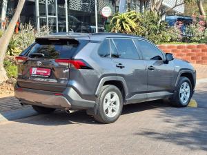 Toyota RAV4 2.5 Hybrid GX - Image 2