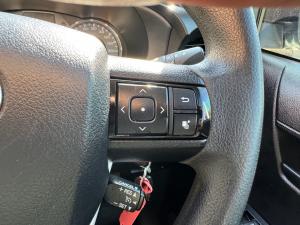 Toyota Hilux 2.4GD-6 double cab 4x4 Raider auto - Image 9