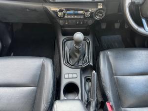 Toyota Hilux 2.8GD-6 double cab 4x4 Legend 50 - Image 12