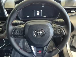 Toyota Corolla Cross 1.8 GR-S - Image 8