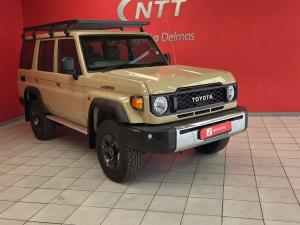 Toyota Landcruiser 76 2.8 GD-6 S/W - Image 1