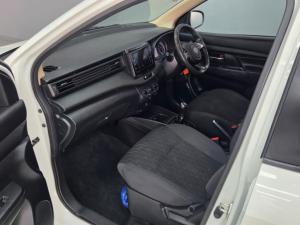 Toyota Rumion 1.5 SX - Image 6