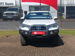 Toyota Fortuner 4.0 V6 4X4 automatic - Image 4