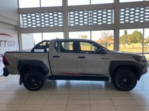 Toyota Hilux 2.8 GD-6 GR-S 4X4 automaticD/C - Image 3