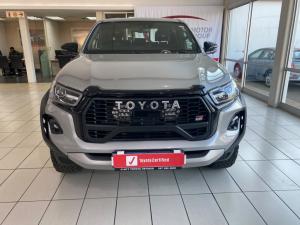 Toyota Hilux 2.8 GD-6 GR-S 4X4 automaticD/C - Image 4