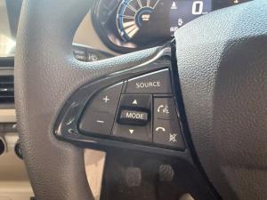 Renault Triber 1.0 Evolution - Image 10