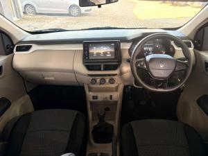 Renault Triber 1.0 Evolution - Image 6