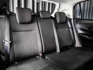 Suzuki Swift 1.2 GL - Image 11