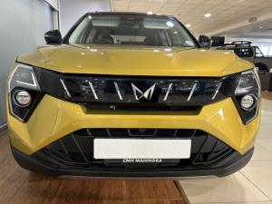 Mahindra XUV 3XO 1.2T AX7L - Image 2