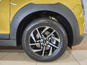 Mahindra XUV 3XO 1.2T AX7L - Image 7