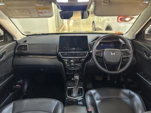 Mahindra XUV 3XO 1.2T AX7L - Image 9