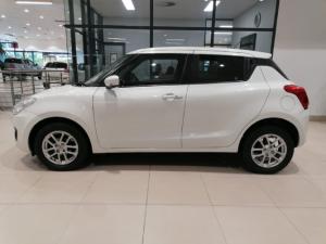 Suzuki Swift 1.2 GLX manual - Image 2