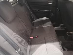 Suzuki Swift 1.2 GLX manual - Image 7