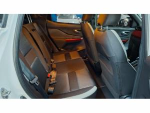 Nissan Magnite 1.0 Turbo Acenta Red Edition auto - Image 11