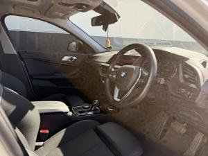 BMW 1 Series 118i Sport Line - Image 4