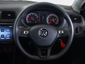 Volkswagen Polo Vivo hatch 1.4 Life - Image 15