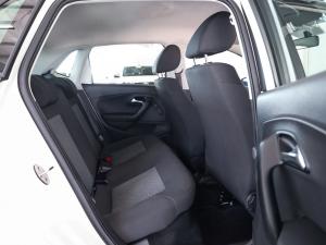 Volkswagen Polo Vivo hatch 1.4 Life - Image 17