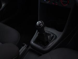 Volkswagen Polo Vivo hatch 1.4 Life - Image 19