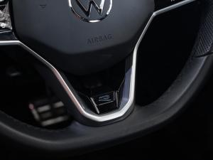 Volkswagen T-Roc 2.0TSI 4Motion R-Line - Image 25
