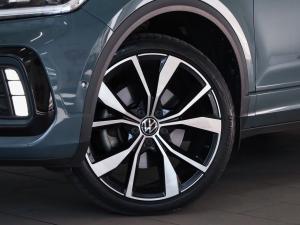 Volkswagen T-Roc 2.0TSI 4Motion R-Line - Image 3
