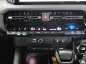 Toyota Land Cruiser Prado 2.8GD VX-R - Image 16