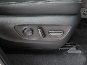 Toyota Land Cruiser Prado 2.8GD VX-R - Image 19