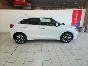 Suzuki Baleno 1.5 GLX manual - Image 3