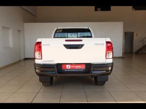 Toyota Hilux 2.4GD-6 Xtra cab Raider manual - Image 5