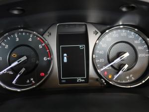 Toyota Hilux 2.4GD-6 Xtra cab Raider manual - Image 11