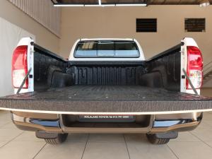 Toyota Hilux 2.4GD-6 Xtra cab Raider manual - Image 20