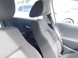 Volkswagen Polo Vivo 1.4 Trendline - Image 15
