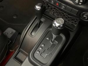Jeep Wrangler Unltd Rubicon 3.6L V6 automatic - Image 14