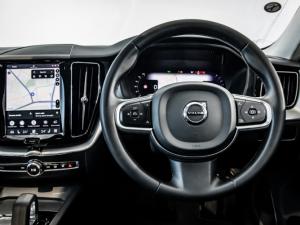 Volvo XC60 B5 AWD Essential - Image 11