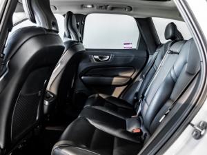 Volvo XC60 B5 AWD Essential - Image 15