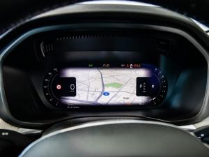 Volvo XC60 B5 AWD Essential - Image 8