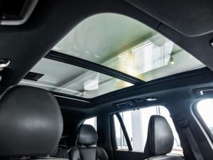 Volvo XC90 T8 Recharge AWD Ultra Dark - Image 17
