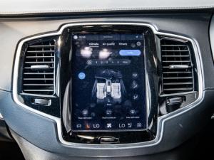 Volvo XC90 T8 Recharge AWD Ultra Dark - Image 21