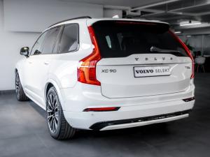 Volvo XC90 T8 Recharge AWD Ultra Dark - Image 3