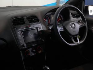 Volkswagen Polo Vivo hatch 1.4 Comfortline - Image 11