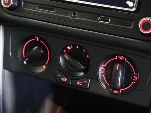 Volkswagen Polo Vivo hatch 1.4 Trendline - Image 15
